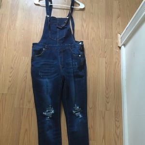 Cute, stretchy, comfy Overalls!